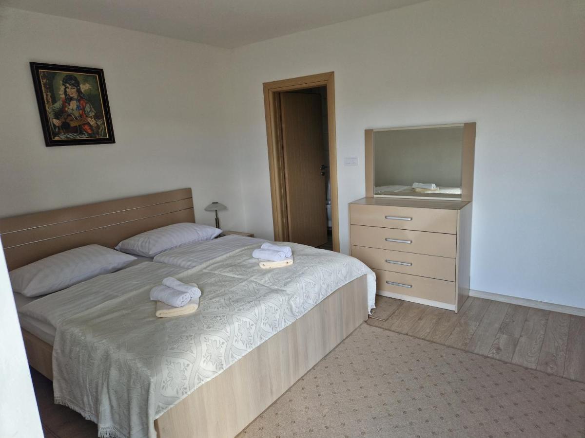 ליבנו Apartman Potok מראה חיצוני תמונה