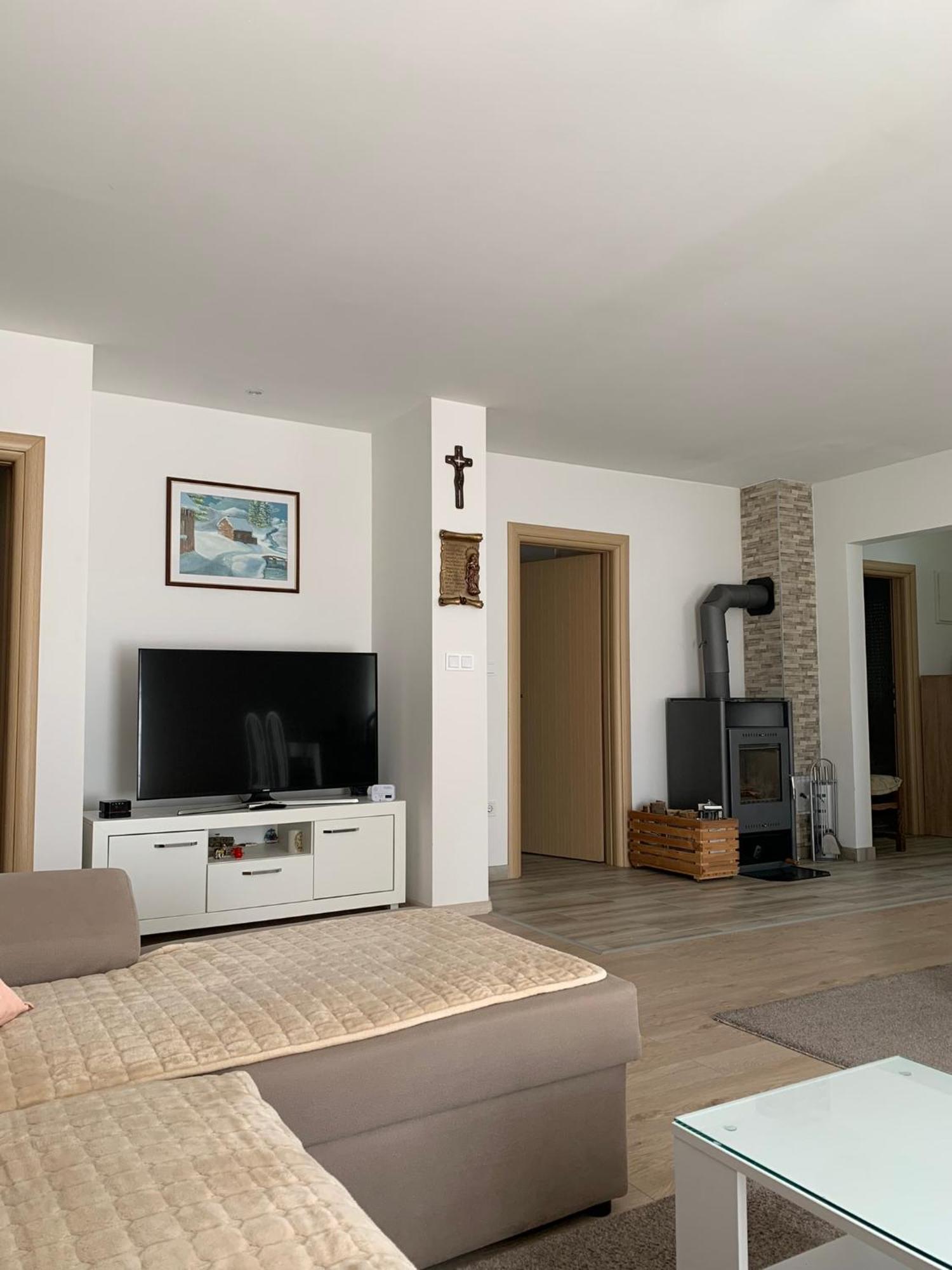 ליבנו Apartman Potok מראה חיצוני תמונה